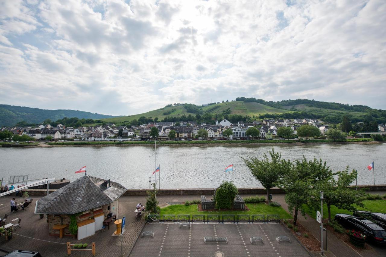 Haus Moselwelt - Tilda Apartment Zell an der Mosel Exterior photo